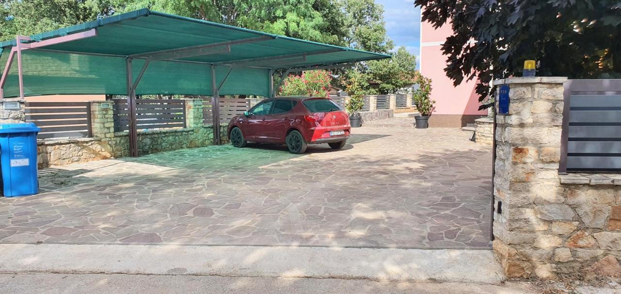 Apartmani Radmila Nova Vas  외부 사진